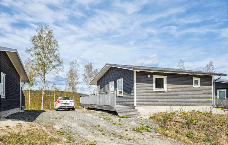 Ferienhaus für 5 Personen, mit Terrasse und Garten sowie Seeblick