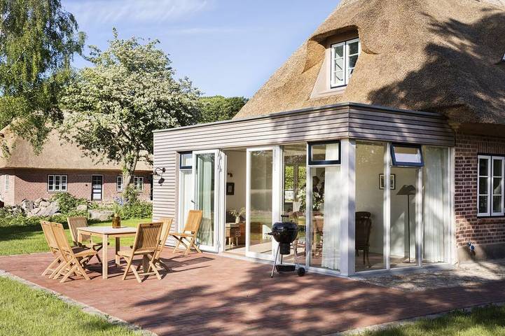 Ferienhaus für 10 Personen, mit Garten und Sauna sowie Terrasse, mit Haustier