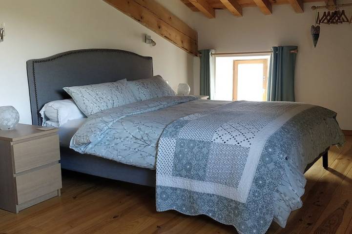 Location de vacances pour 8 personnes, avec balcon et jardin à Camon - 2