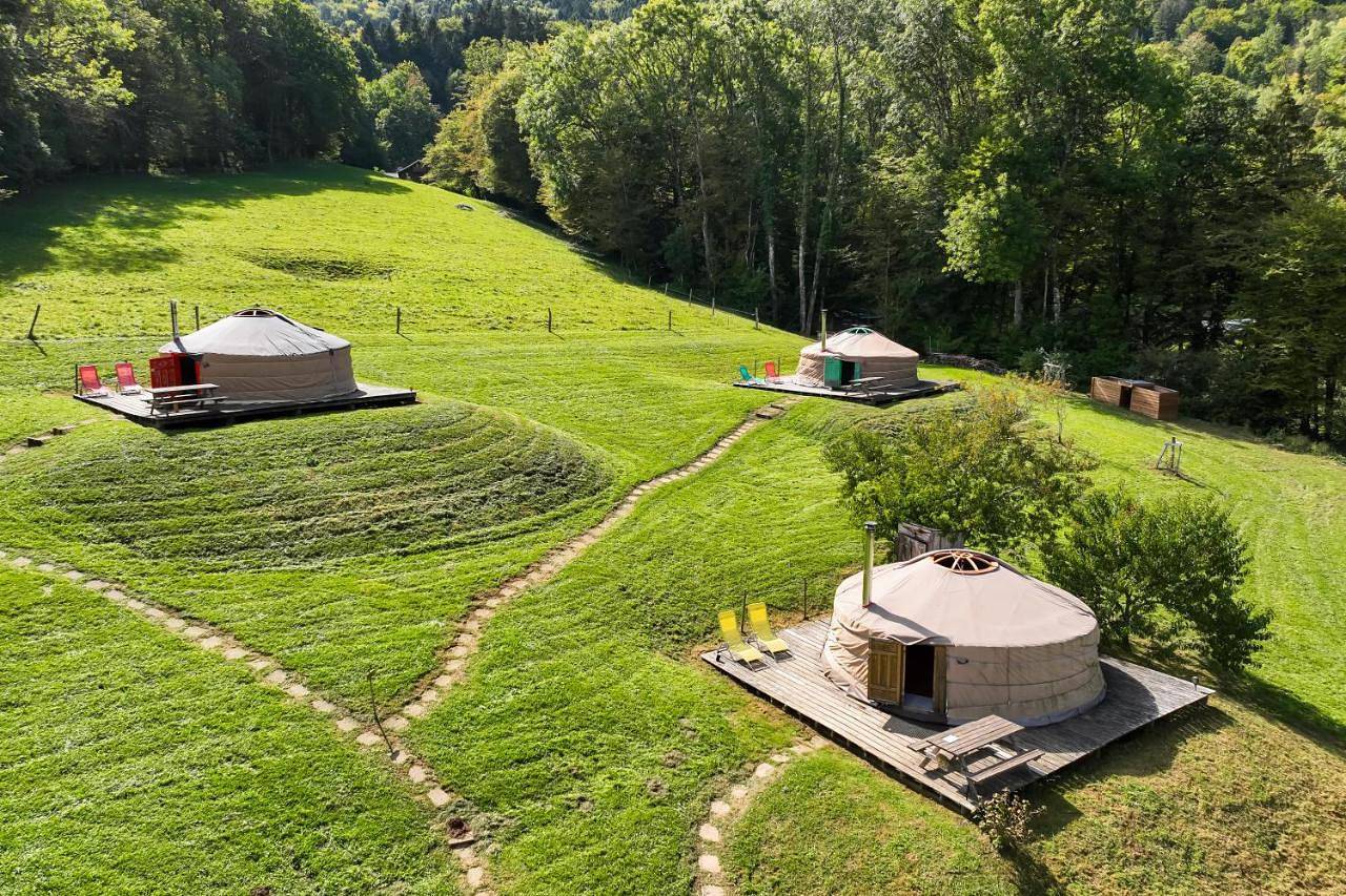 Yourtes Olachat proche Annecy in Faverges, Parc naturel régional du Massif des Bauges