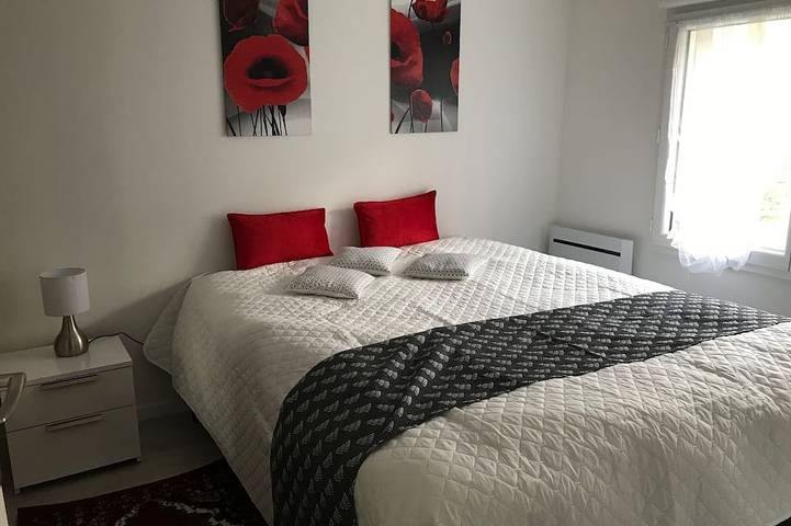 Gîte pour 6 personnes, avec Jardin à Avrillé - 4