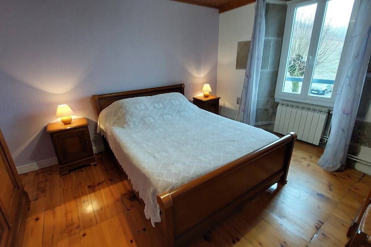 Grand gite 12 personnes proche du lioran in Thiézac, Région d'Aurillac