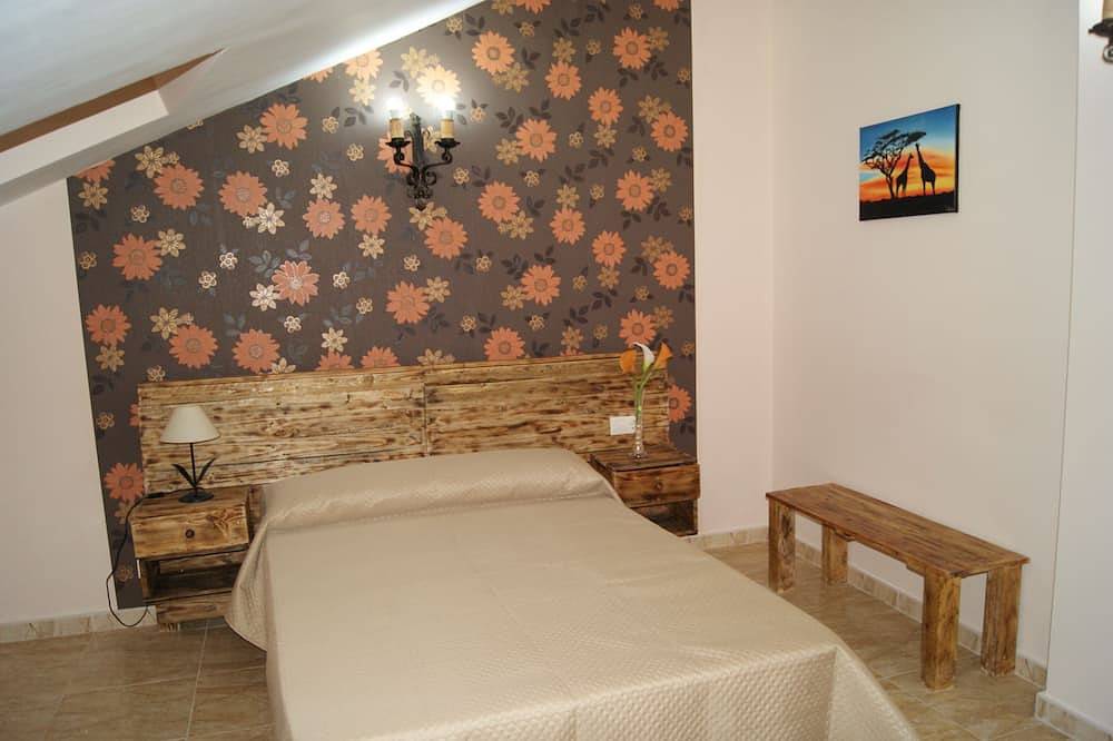 Entire apartment, Sofia's country house in Ruidera, Lagunas de Ruidera Natural Park