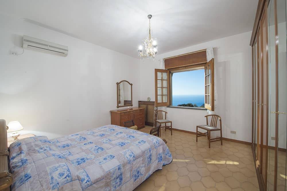 Elegante & Panorama Villa mit Meerblick Solarium in San Michele (Salerno), Furore