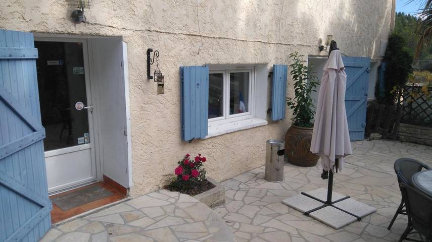 Hôtel pour 2 personnes, avec terrasse à Sausset-les-Pins - 2