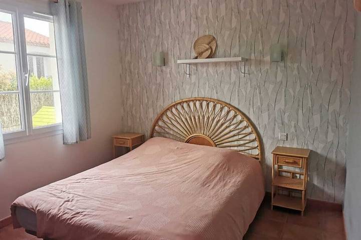 Location de vacances pour 9 personnes, avec jardin ainsi que jacuzzi et terrasse dans Plage de La Parée - 2