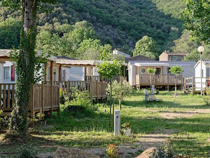 Camping pour 4 personnes, avec Bassin pour enfant dans Parc naturel régional du Haut-Languedoc