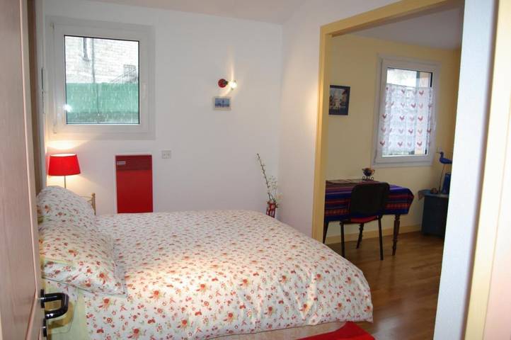 Chambre d’hôte pour 2 personnes, avec vue ainsi que piscine et jardin