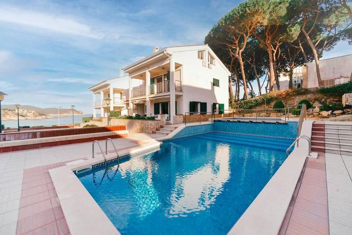 Casa rural para 8 personas, con Terraza además de Jardín y Piscina en Palamós