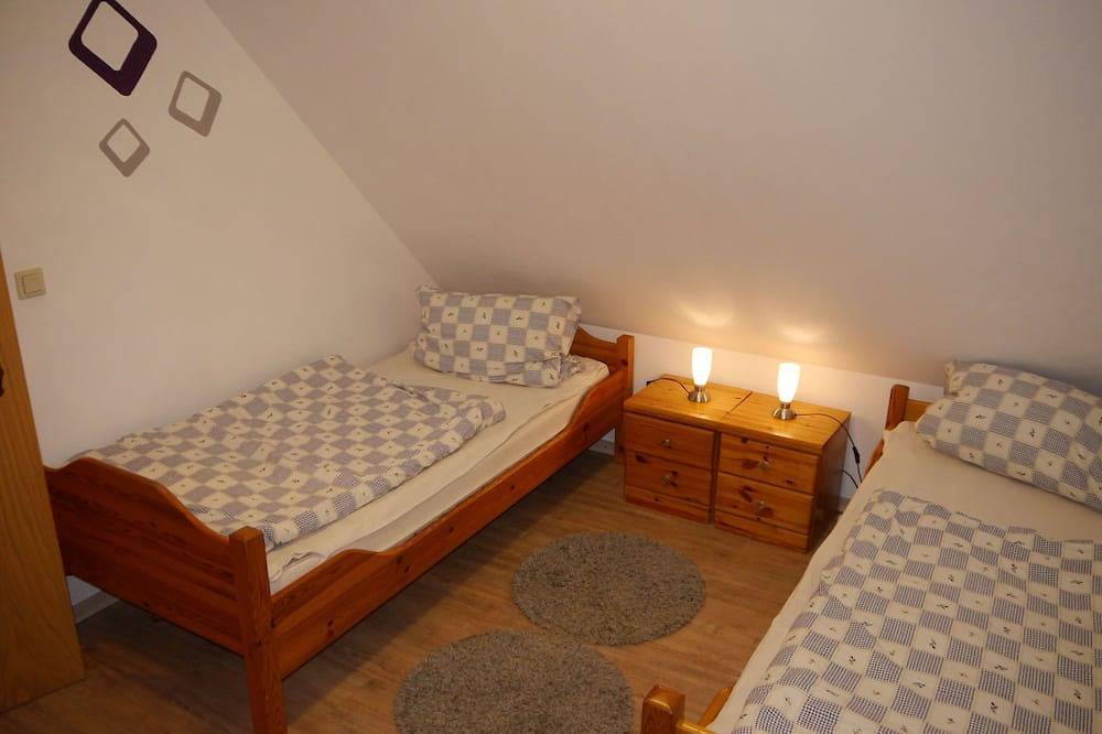 Ganze Wohnung, Ferienwohnung 3 - Gästehaus Seeber in Frankenalb