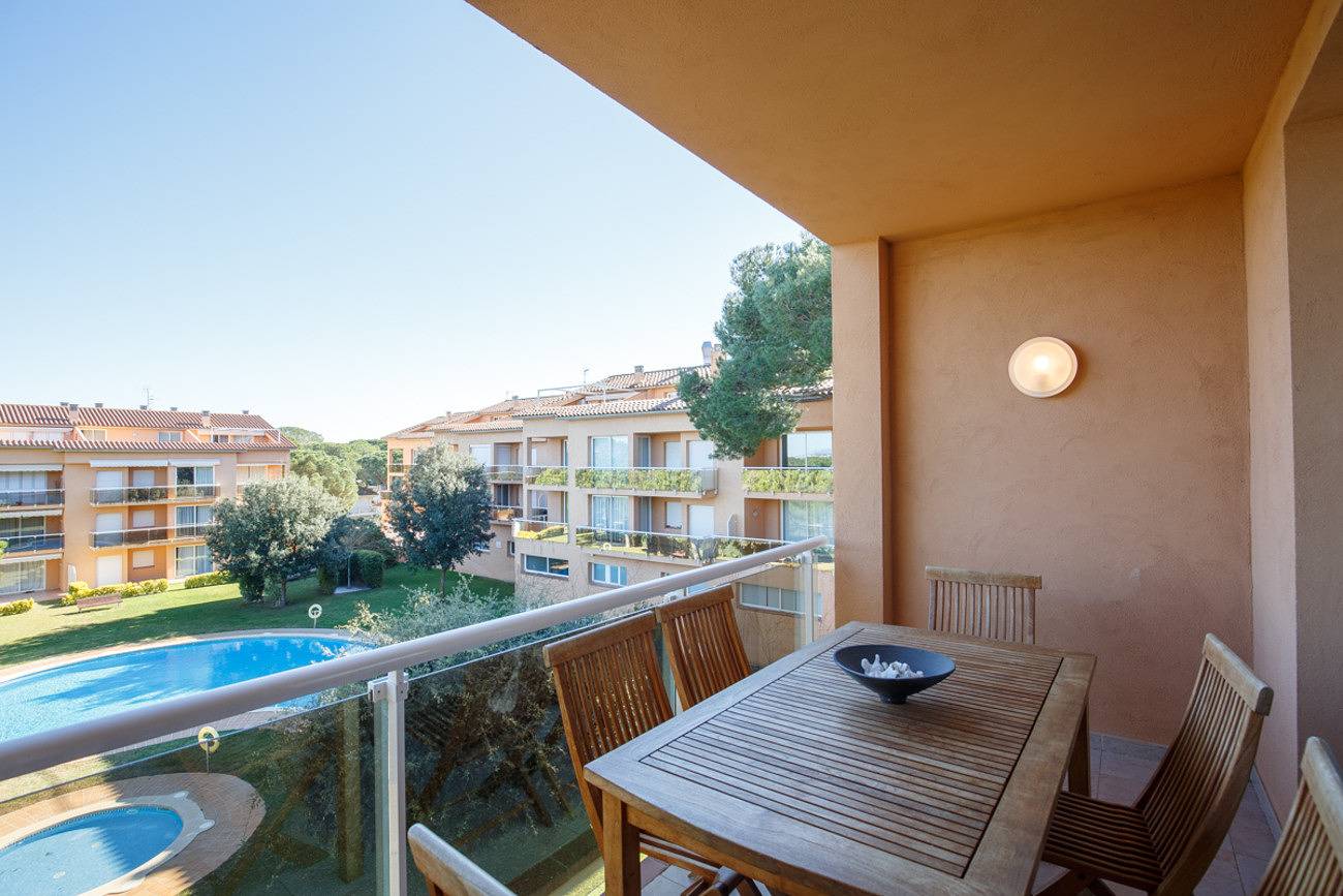 Entire apartment, 220 * Sg 2 A at.1ª in Pals, Costa Brava