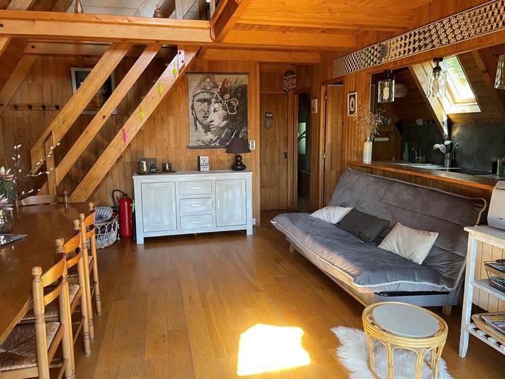 Chalet pour 8 personnes, avec terrasse, animaux acceptés dans Super Besse - 3
