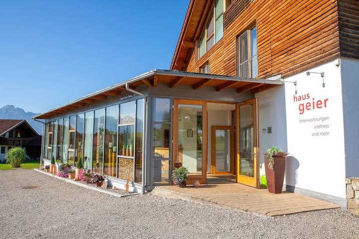 Ferienwohnung für 2 Personen, mit Balkon und Terrasse sowie Garten und Sauna in Rieden