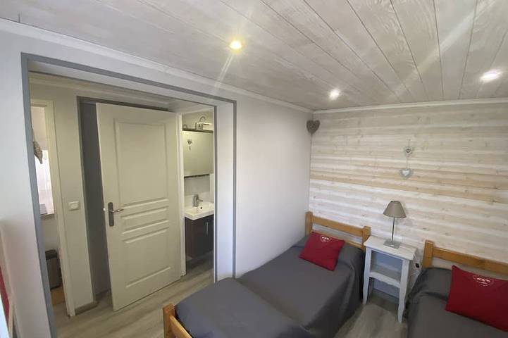 Gîte pour 5 personnes, avec jardin et balcon à Saint-Pierre-dels-Forcats - 4