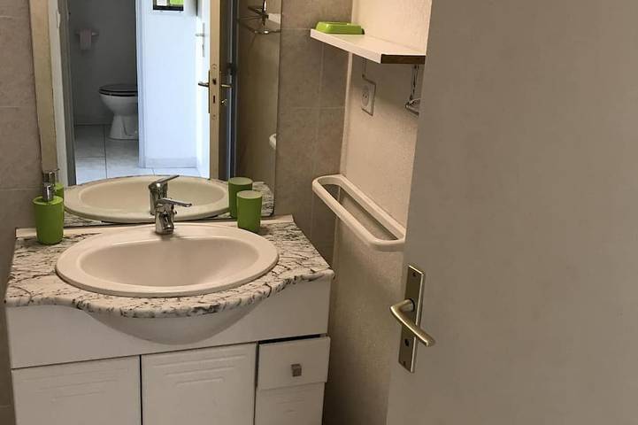 Appartement entier, Appt Bord de mer 35m2 de 2/4 Pers,terrasse,piscine, Parking, résidence Sécurisée in Vias Plage, Vias
