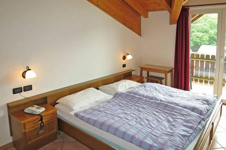 Gîte pour 4 personnes, avec Balcon/Terrasse ainsi que Terrasse et Jardin à Molina di Ledro - 2