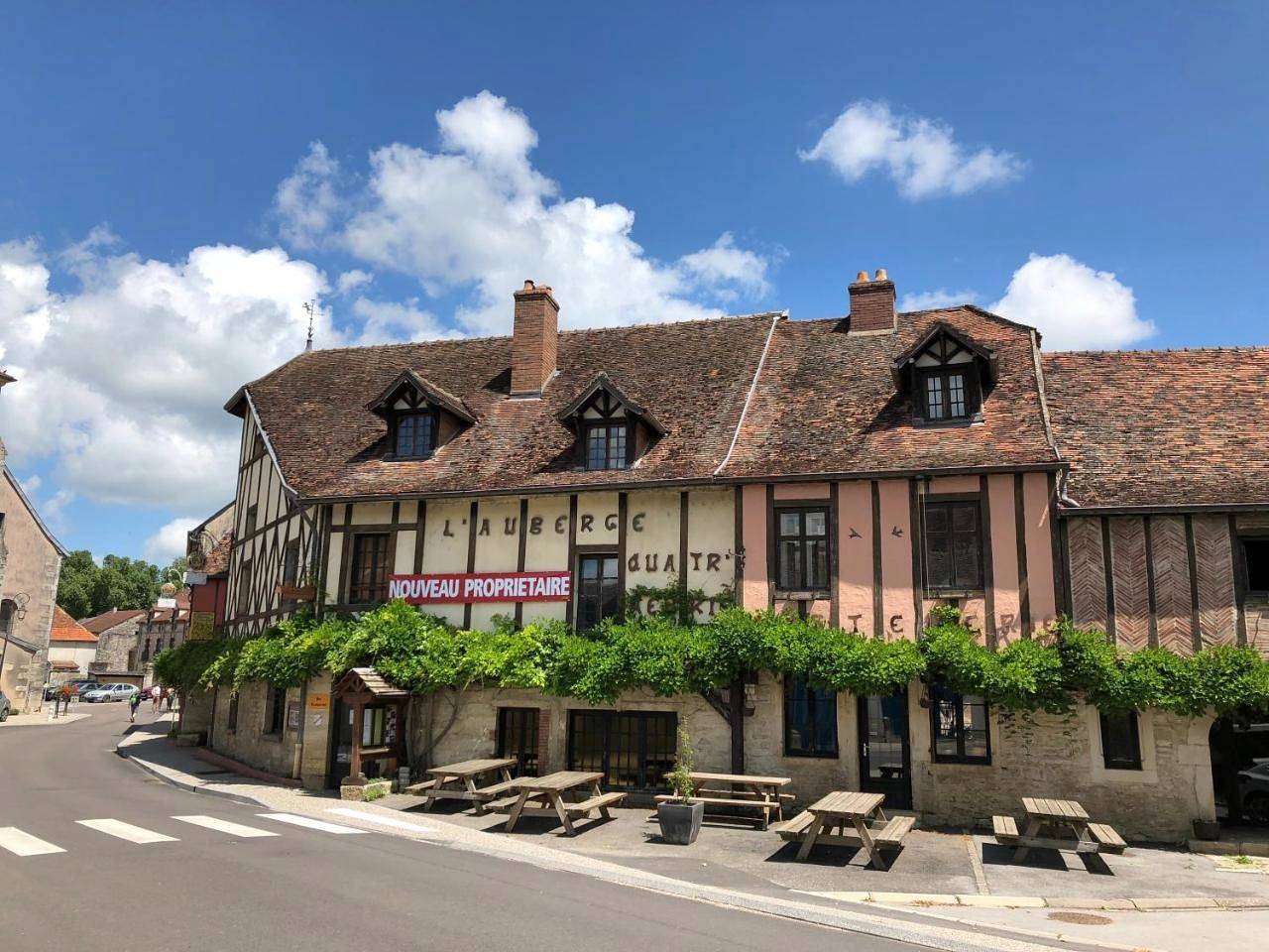 Auberge du Renard'eau in Bèze (homonymie), Région de Dijon