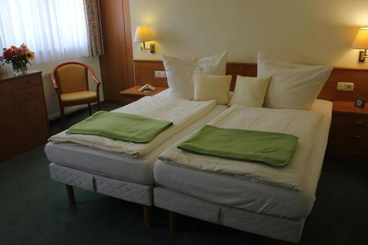 Hotel für 2 Personen, mit Terrasse und Garten sowie Ausblick in Preußisch Oldendorf - 3