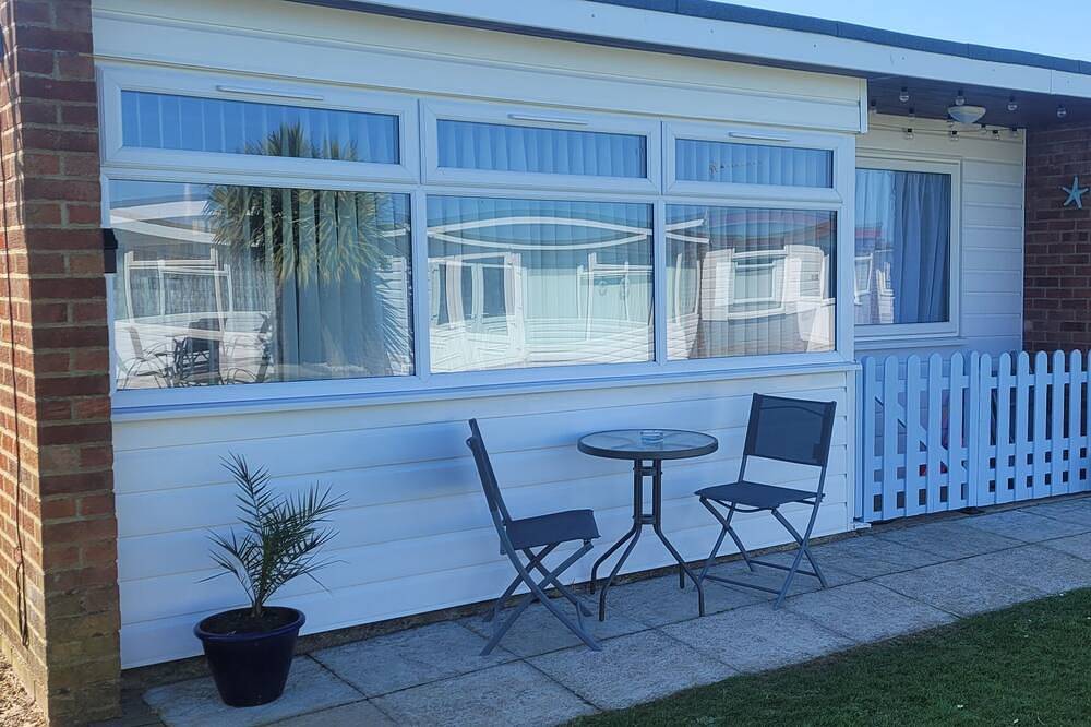 Welcome to our 2 bed chalet on the beautiful Norfolk sunrise coast. in California (Reino Unido), Great Yarmouth