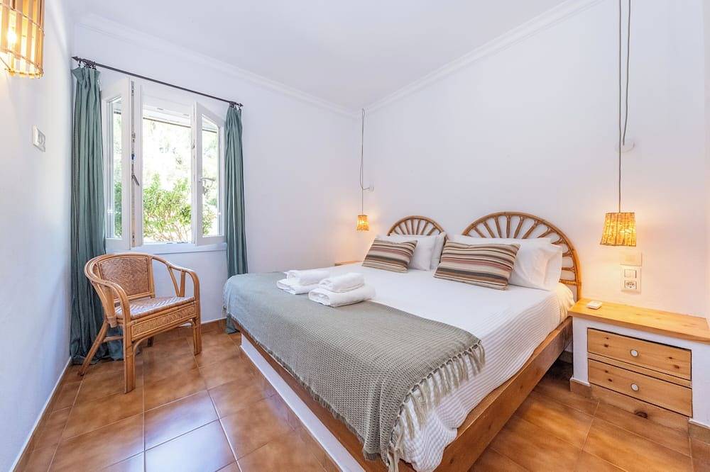 Exclusive villa in binibeca with private pool in Biniancolla, Sant Lluís