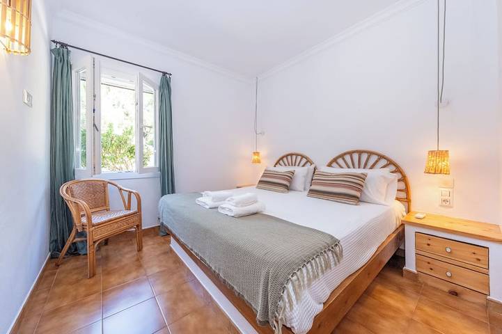 Exclusive villa in Binibeca with a private pool in Biniancolla, Sant Lluís