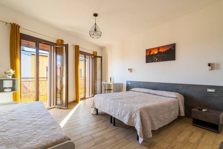 Chambre pour 3 personnes, avec balcon - 1