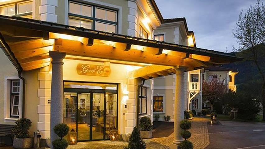 Hotel dla 3 osób, z basen i ogród oraz balkon w Mondsee