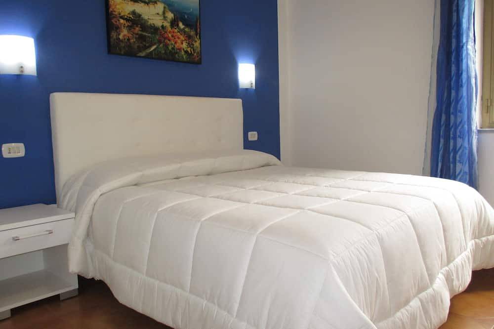 Entire apartment, Donna Antonia \"live\" in Centola, Cilento