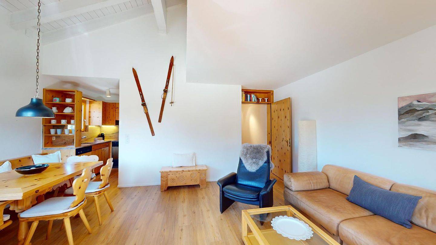 Ganze Wohnung, Ferienwohnung für 5 Personen mit Ausblick in Pontresina, Sankt Moritz