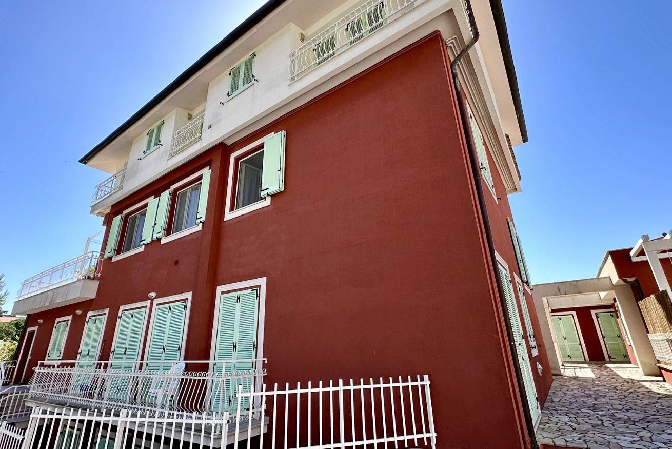 Apartamento entero, S179 - Sirolo, three-room apartment near the centre in Sirolo, Riviera del Conero