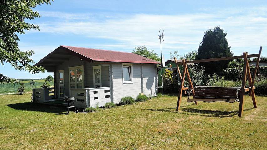 Ferienhaus für 4 Personen, mit Garten und Terrasse in Dziwnówek