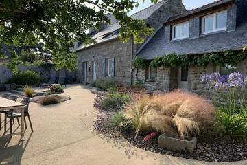 Gîte pour 6 personnes, avec jardin dans Plage Kerdallé