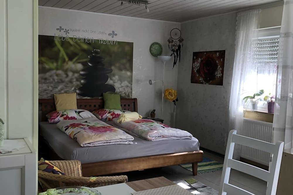 Ganze Wohnung, Gemütliches Feriendomizil (38 qm) - nah zur Stadt und doch im Grünen in Alzenau, Spessart-Mainland