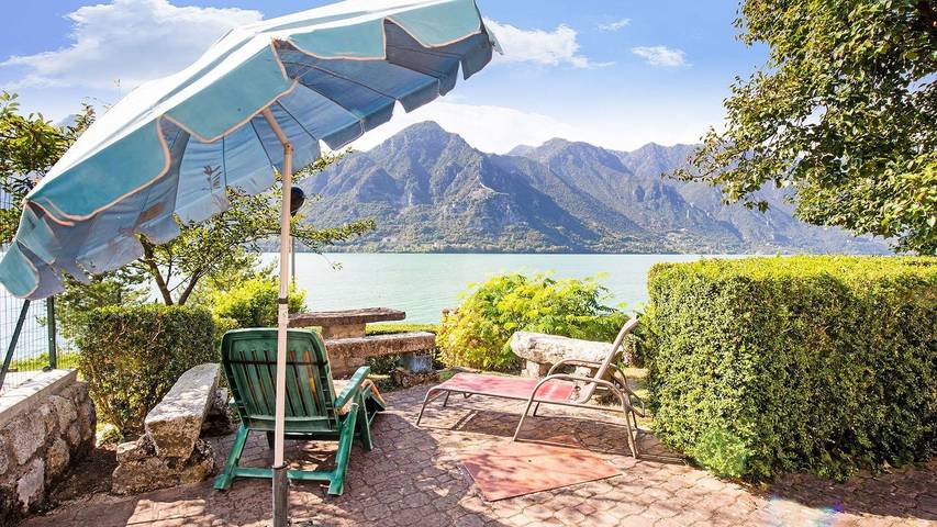 Ferienhaus für 2 Personen, mit Garten und Seeblick, mit Haustier am Gardasee