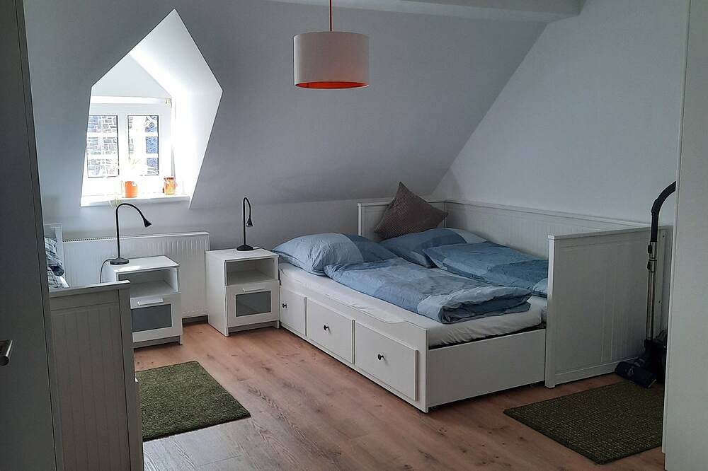 Ganze Wohnung, Moderne Ferienwohnung im Zentrum von Olpe in Olpe, Sauerland