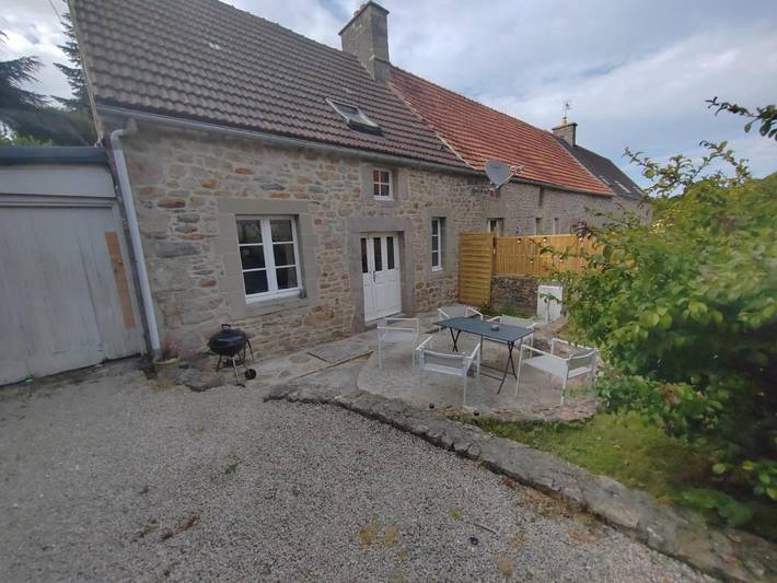 Location de vacances pour 5 personnes, avec terrasse, adapté aux familles dans Couville - 2