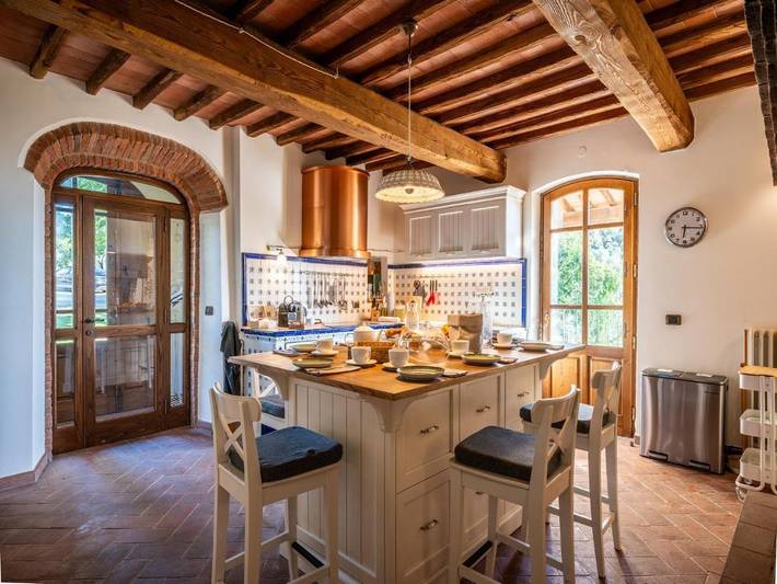 Location de vacances pour 8 personnes, avec piscine et jardin dans San Giovanni alla Vena - 4