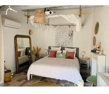 Gîte pour 2 personnes, avec jacuzzi à Le Barroux