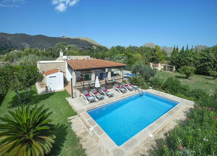 Finca für Gruppen für 6 Personen, mit Ausblick und Garten in Pollença - 4
