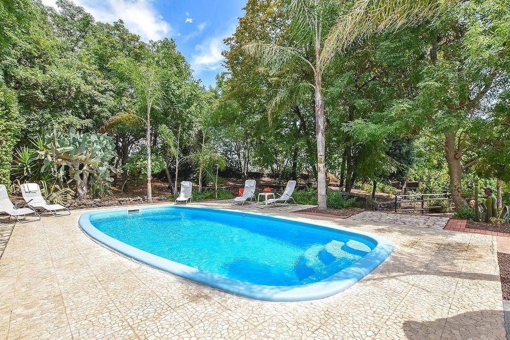 Prachtig huis in Santa Venerina met. in Santa Venerina, Etna