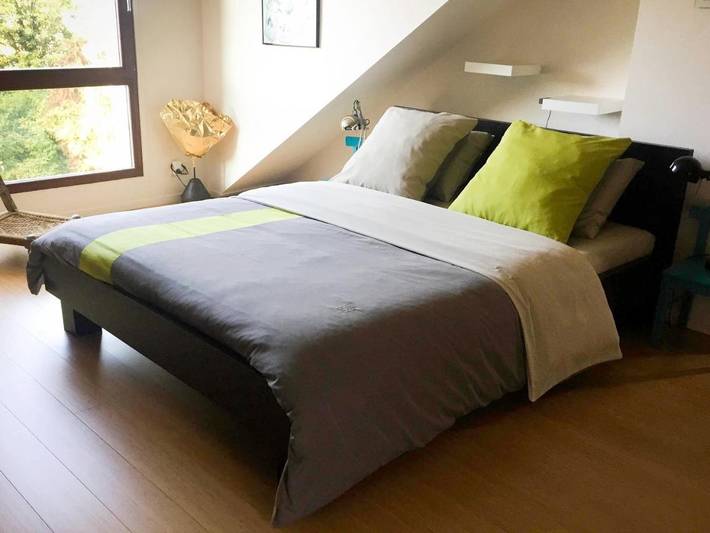 Chambre d’hôte pour 3 personnes, avec Terrasse ainsi que Jardin et Vue à Uccle