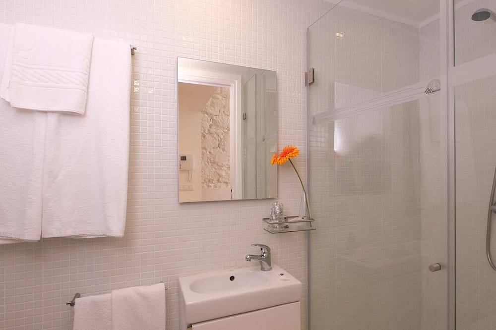 Ganze Wohnung, Historisches Gebäude im Herzen von Viseu mit Wifi-B-Viseu in Viseu, Viseu Distrikt