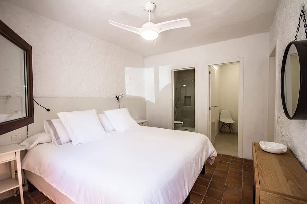 Mediterranean Style House In Agaete, Gran Canaria in Playa de las Nieves, Agaete