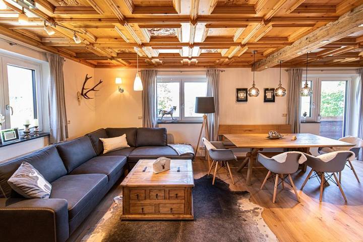 Ferienwohnung für 4 Personen, mit Balkon und Terrasse sowie Garten und Ausblick in Altenmarkt im Pongau