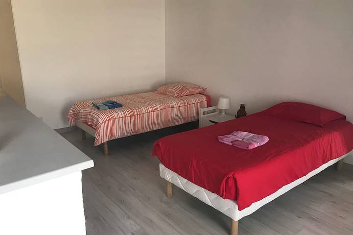 Location de vacances pour 9 personnes, avec jardin à Douville - 4