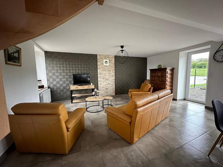 Location de vacances pour 6 personnes, avec jardin dans Souleuvre-en-Bocage - 4