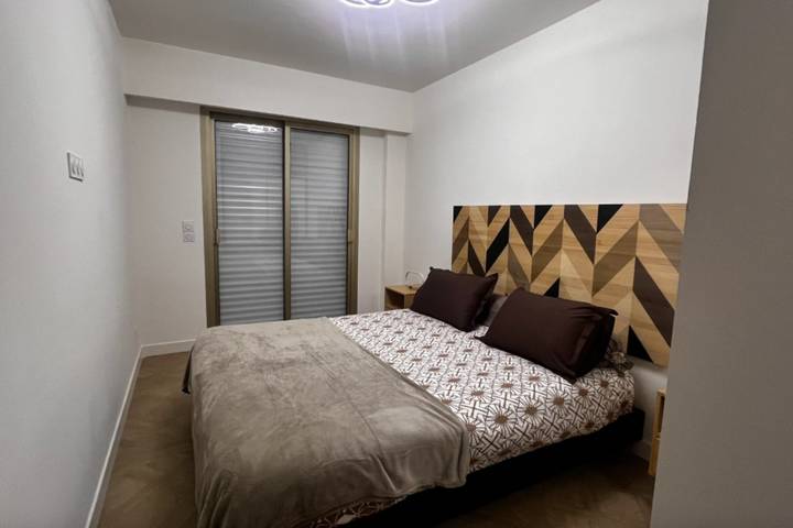 Gîte pour 4 personnes, avec balcon, adapté aux familles dans Plage de Juan-les-Pins