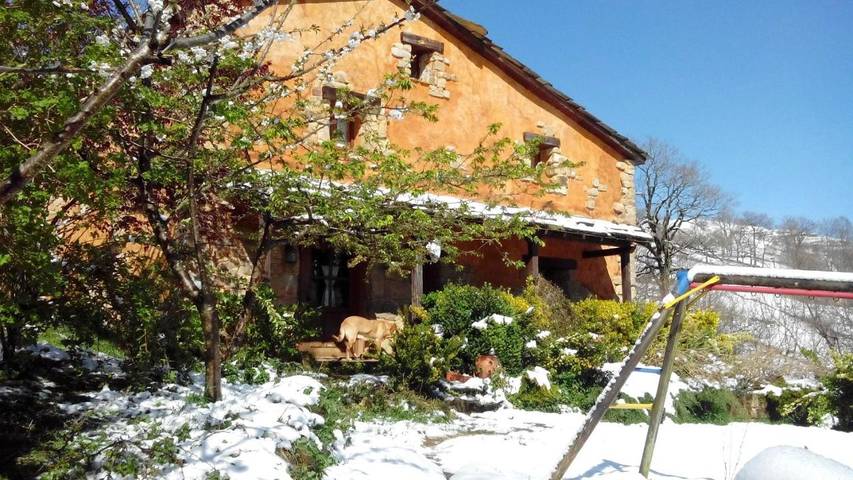 Gîte pour 4 personnes, avec Jardin et Vue