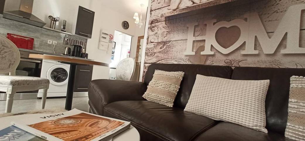 Gîte pour 2 personnes, avec Terrasse dans Thermes Callou - 3