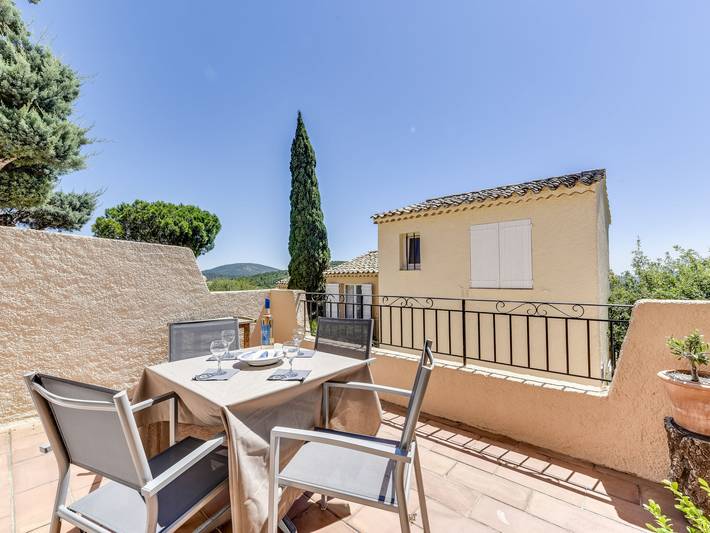 Appartement de vacances pour 4 personnes, avec terrasse à Grimaud